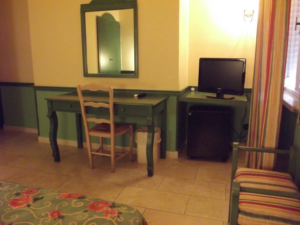 Acos Marsala City Hotel Habitación foto
