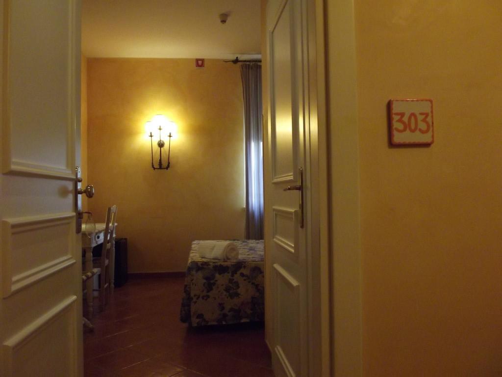 Acos Marsala City Hotel Habitación foto