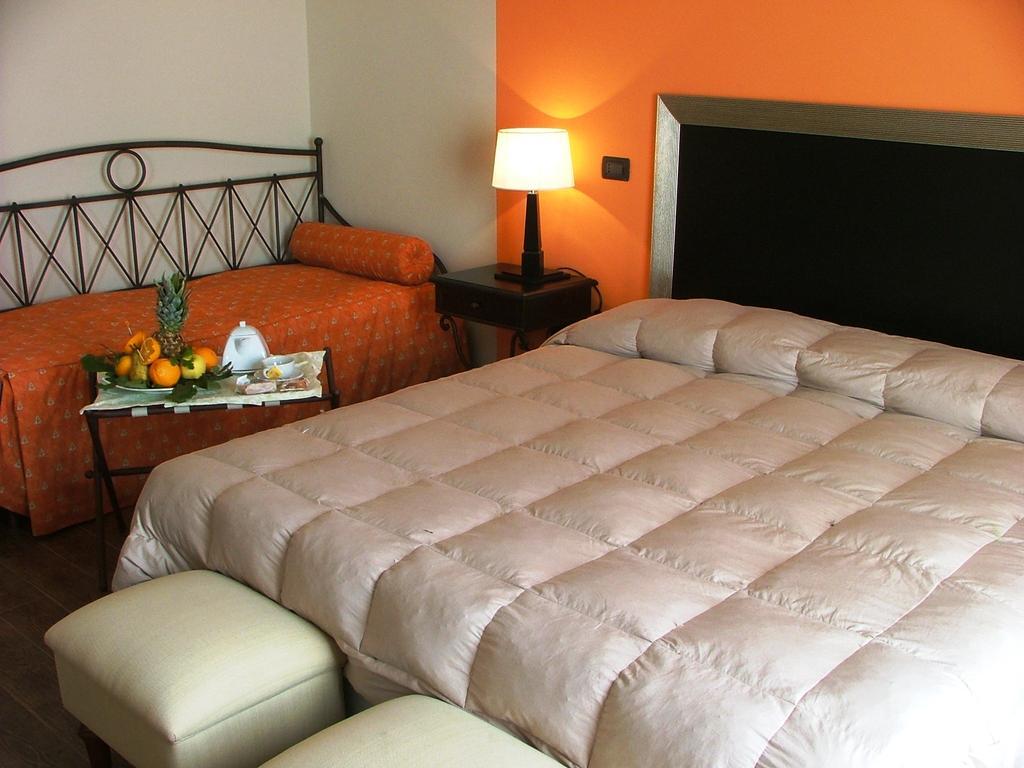 Acos Marsala City Hotel Habitación foto